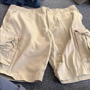 Men's Tan Cargo Shorts Eddie Bauer 40 tall